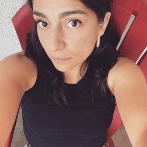 Meet your Posher, Raquel